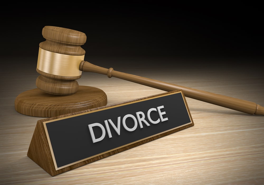 divorce lawyer